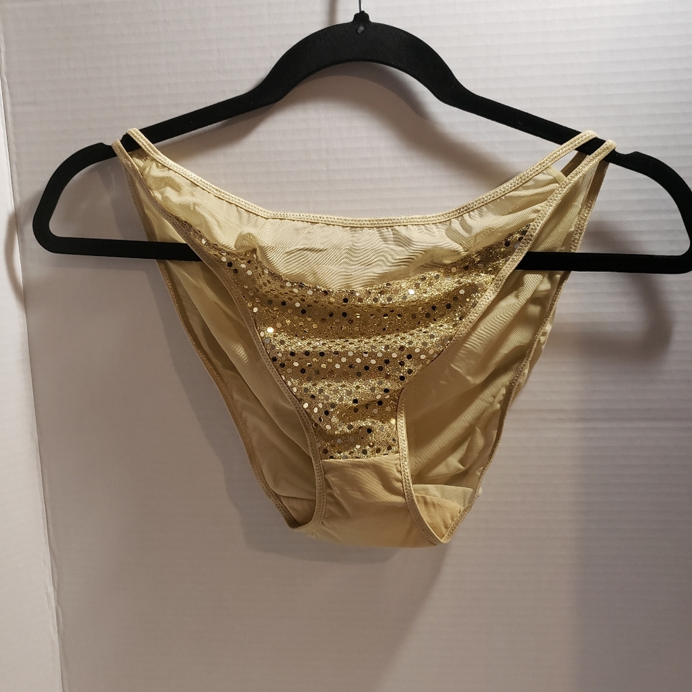 Panty with glittery detail.